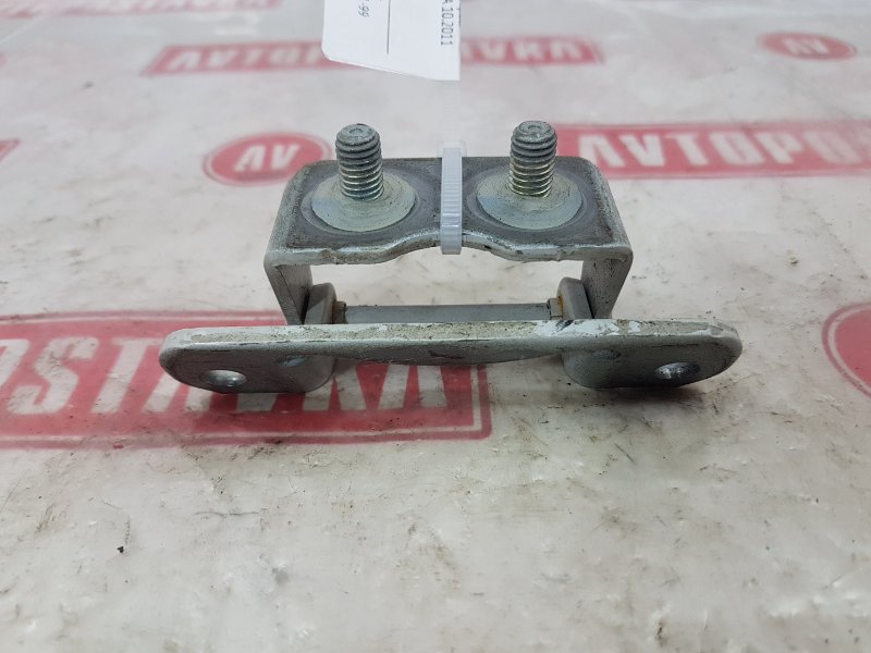 Петля двери багажника, 400 рублей, Красноярск