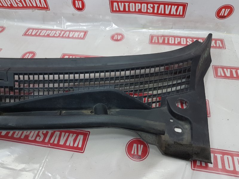 Решетка под лобовое стекло, 1000 рублей, Красноярск