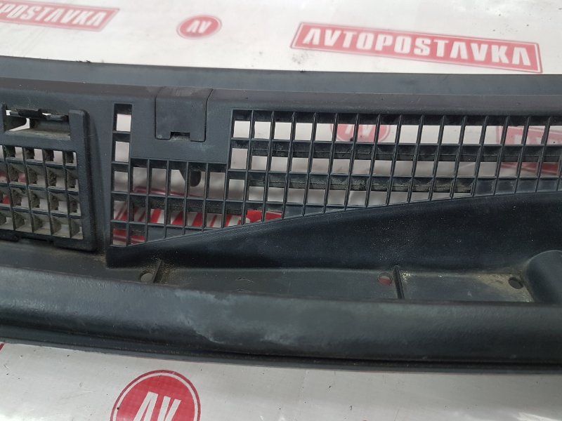Решетка под лобовое стекло, 1000 рублей, Красноярск