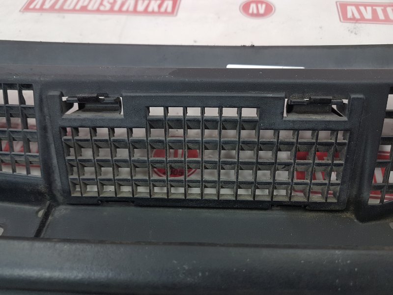 Решетка под лобовое стекло, 1000 рублей, Красноярск