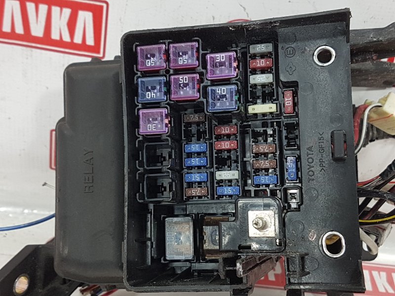 Блок предохранителей под капот, 2000 рублей, Красноярск