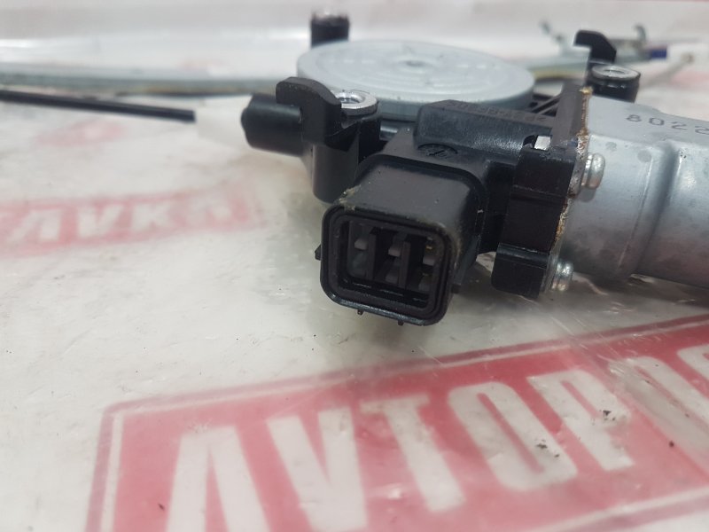 Стеклоподъемник, 1000 рублей, Красноярск