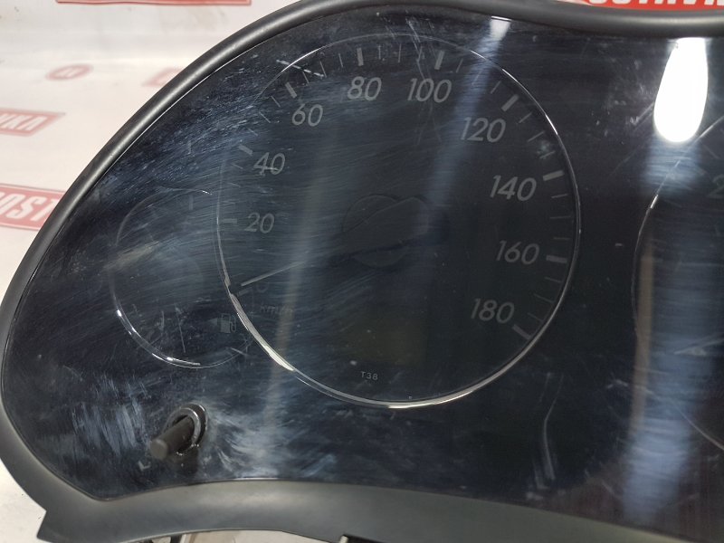 Панель приборов, 200 рублей, Красноярск