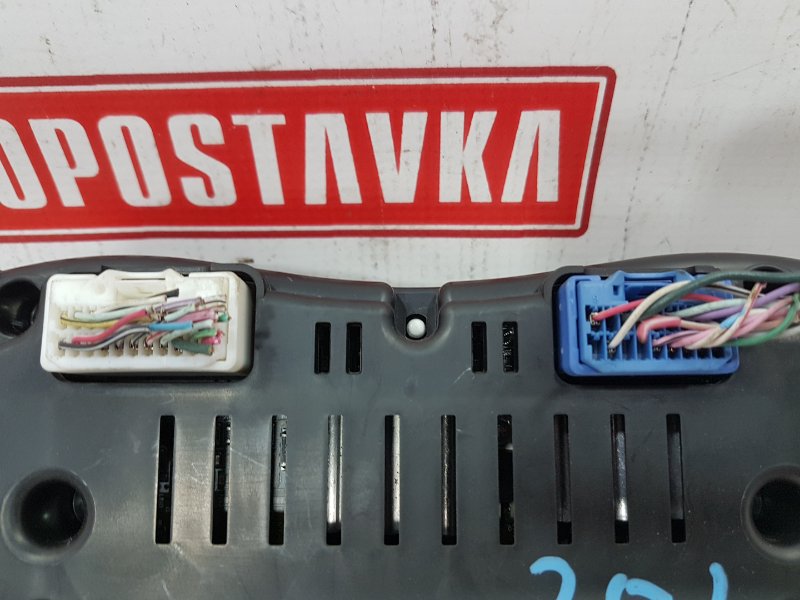 Панель приборов, 200 рублей, Красноярск