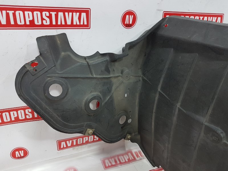 Подкрылок, 500 рублей, Красноярск