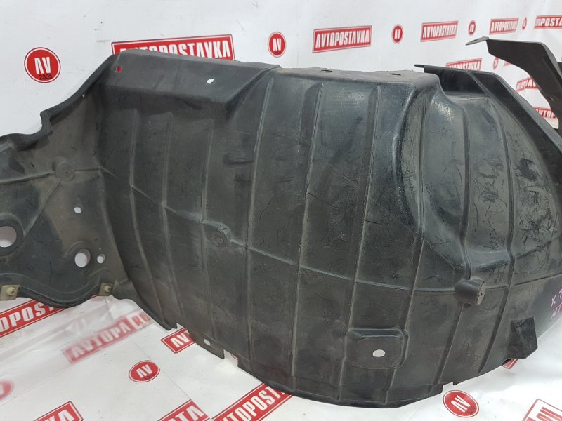 Подкрылок, 500 рублей, Красноярск