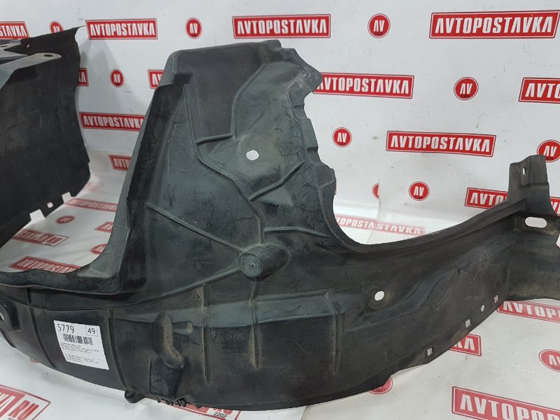 Подкрылок, 500 рублей, Красноярск