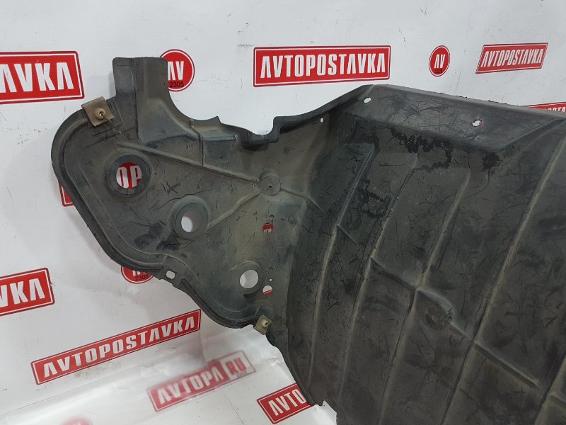 Подкрылок, 500 рублей, Красноярск