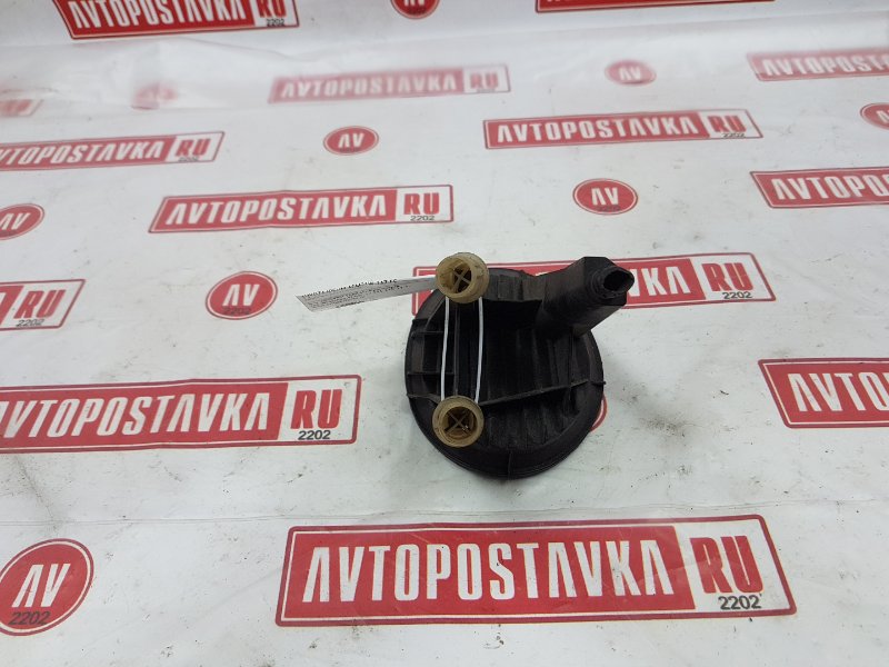 Заглушка бампера, 500 рублей, Красноярск