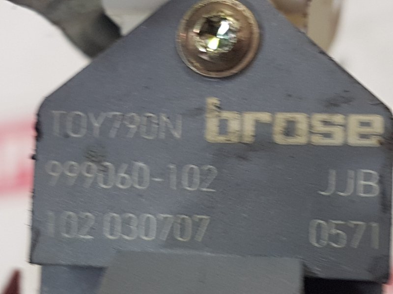 Стеклоподъемник, 500 рублей, Красноярск