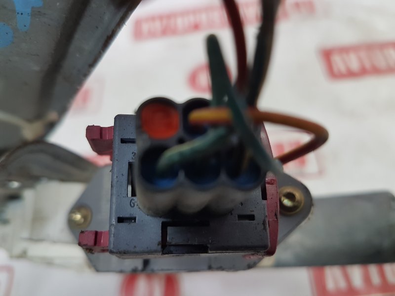 Стеклоподъемник, 500 рублей, Красноярск