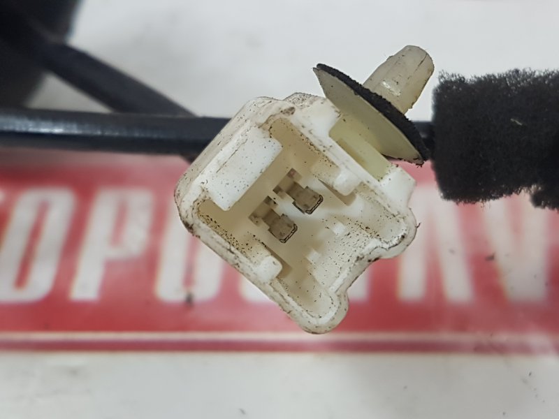 Стеклоподъемник, 1000 рублей, Красноярск