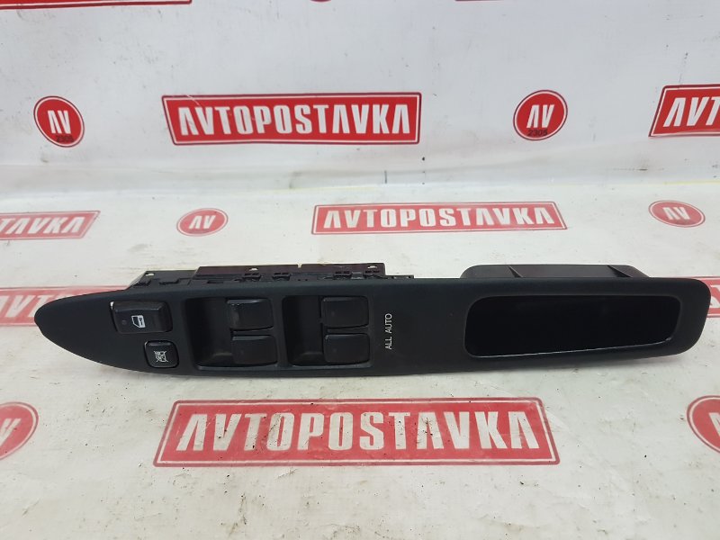 Блок управления стеклоподъемниками, 500 рублей, Красноярск