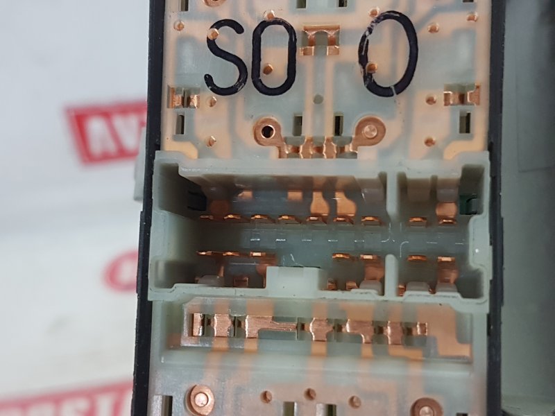 Блок управления стеклоподъемниками, 1000 рублей, Красноярск