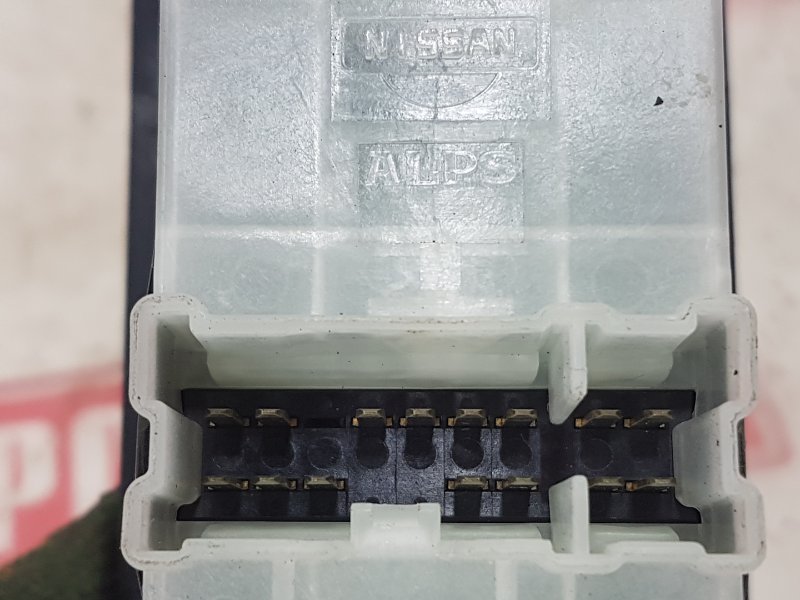 Блок управления стеклоподъемниками, 700 рублей, Красноярск