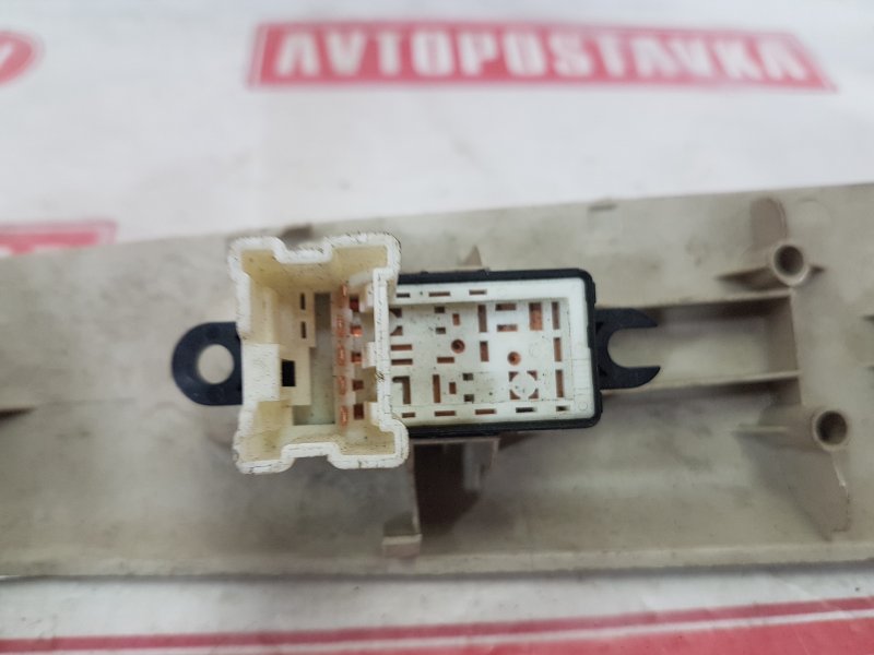 Блок управления стеклоподъемниками, 250 рублей, Красноярск