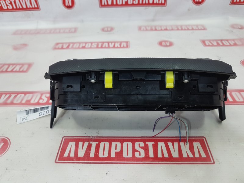 Блок управления климат-контролем, 1000 рублей, Красноярск