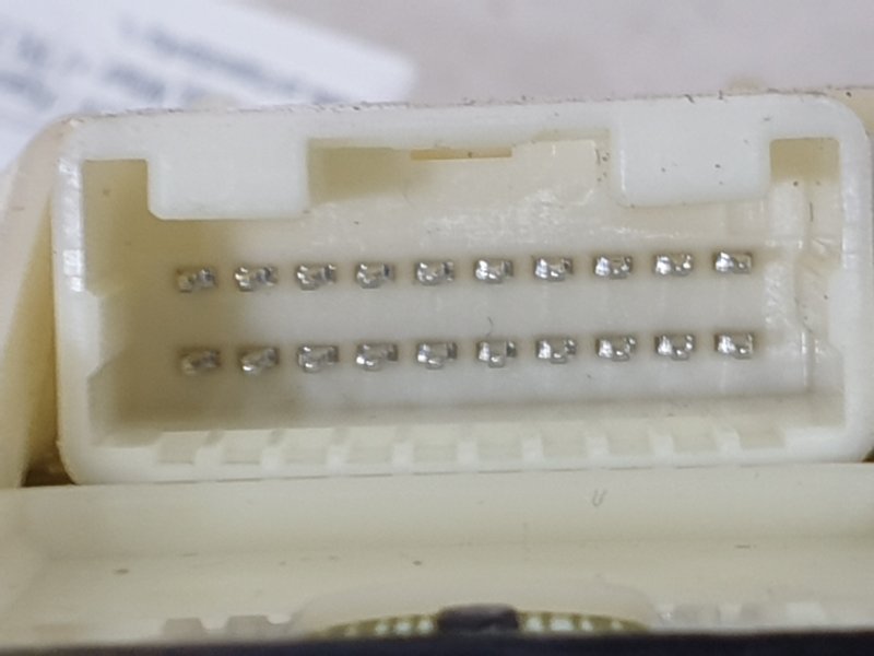 Блок управления стеклоподъемниками, 500 рублей, Красноярск