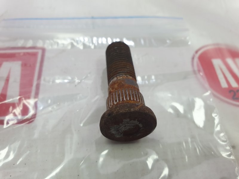 Шпилька колесная, 150 рублей, Красноярск