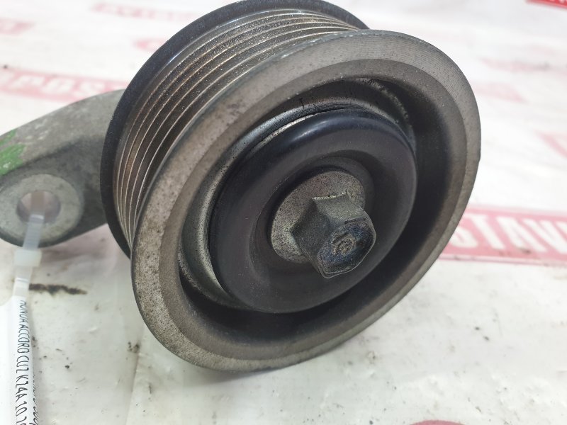 Ролик обводной навесного оборудования, 1400 рублей, Красноярск