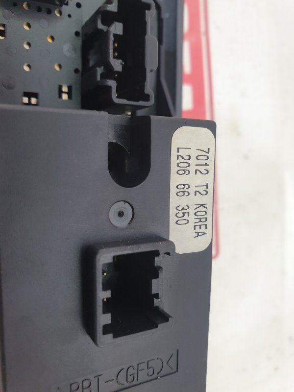 Блок управления стеклоподъемниками, 1000 рублей, Красноярск