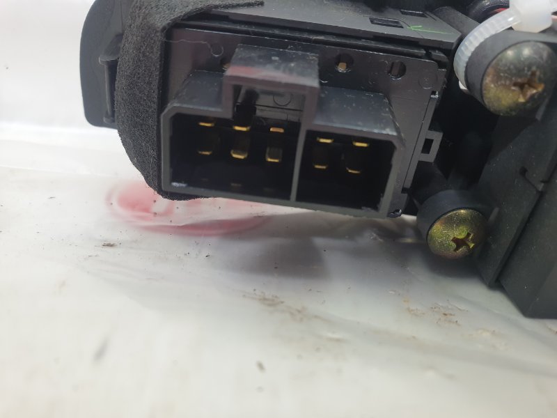 Блок управления стеклоподъемниками, 500 рублей, Красноярск