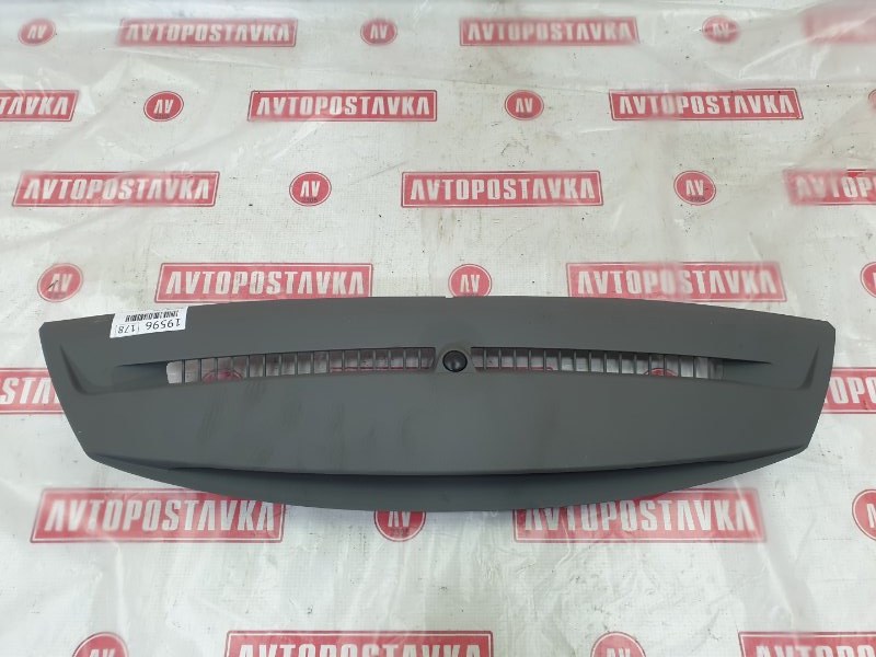 Накладка на торпедо, 500 рублей, Красноярск