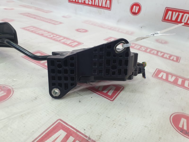 Педаль газа, 400 рублей, Красноярск