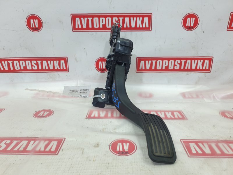 Педаль газа, 500 рублей, Красноярск