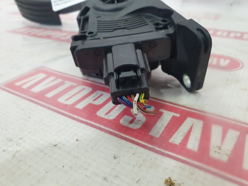 Педаль газа, 1500 рублей, Красноярск