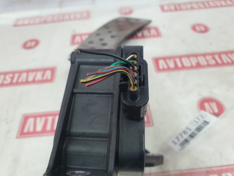 Педаль газа, 1000 рублей, Красноярск