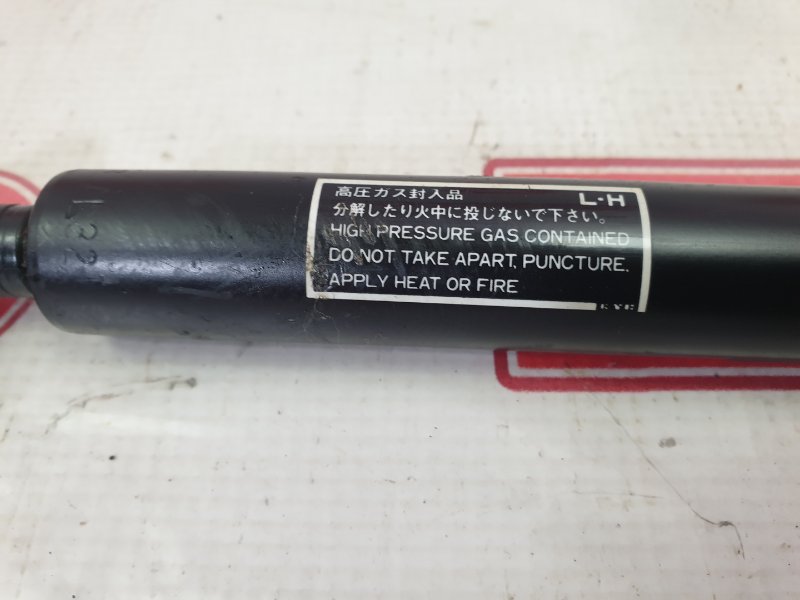 Амортизатор двери багажника, 250 рублей, Красноярск