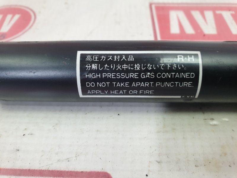 Амортизатор двери багажника, 250 рублей, Красноярск