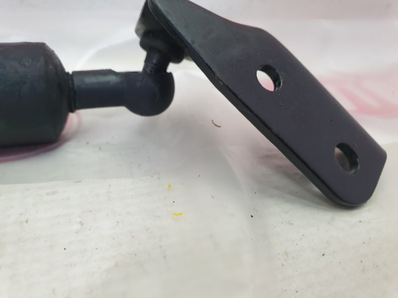 Амортизатор двери багажника, 350 рублей, Красноярск