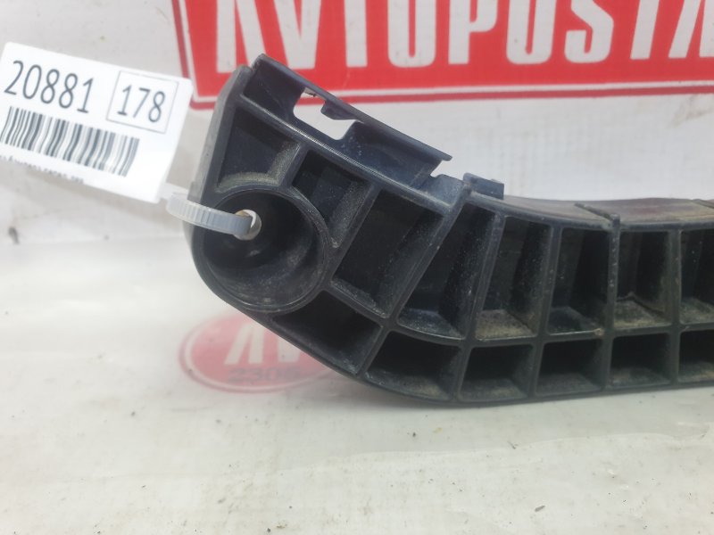 Клипса бампера, 1000 рублей, Красноярск