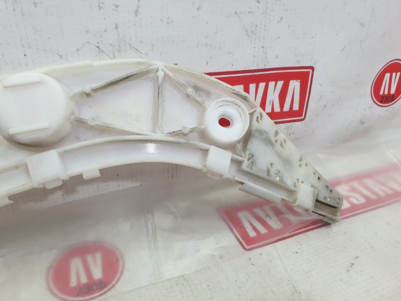 Клипса бампера, 1000 рублей, Красноярск