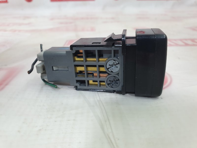 Кнопка противотуманной фары, 500 рублей, Красноярск