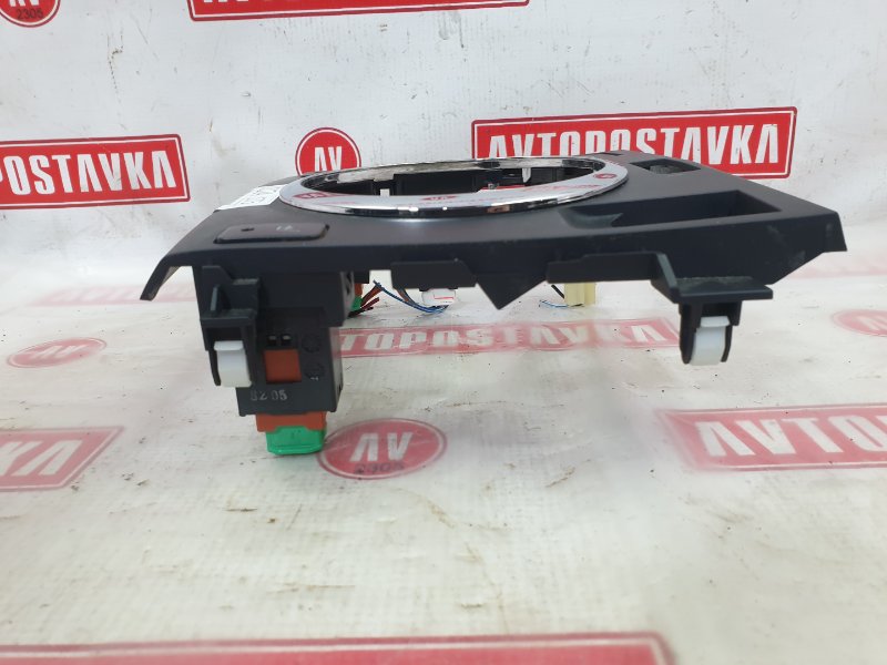 Накладка селектора КПП, 1000 рублей, Красноярск