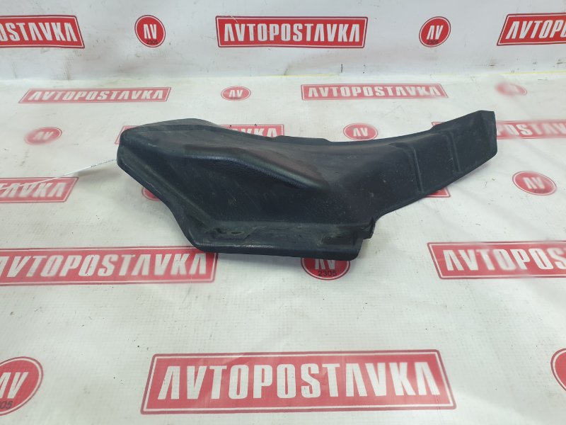 Подкрылок, 300 рублей, Красноярск