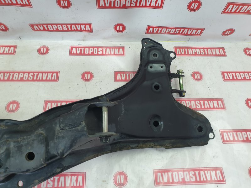 Подрамник поперечный, 2000 рублей, Красноярск