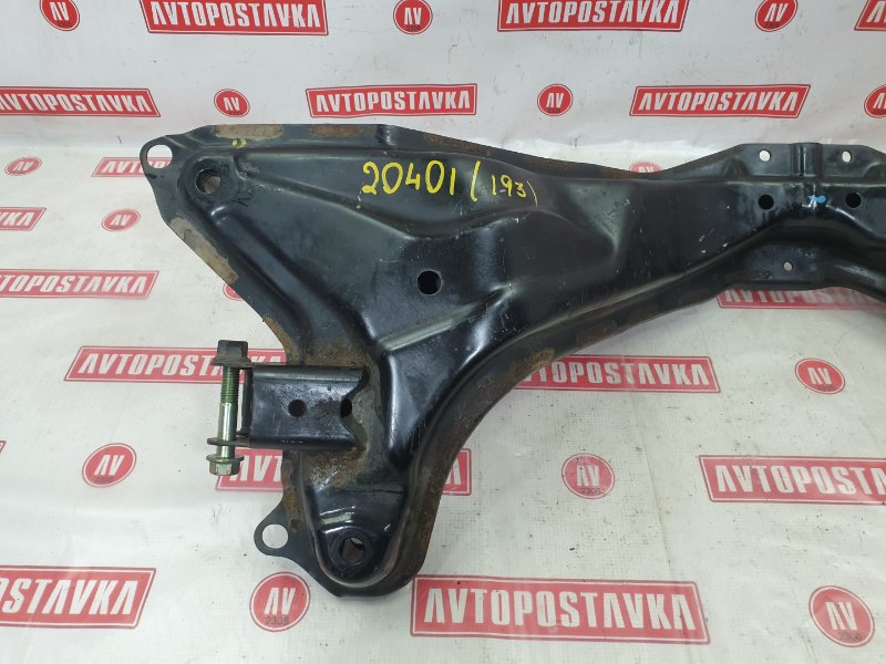 Подрамник поперечный, 2000 рублей, Красноярск