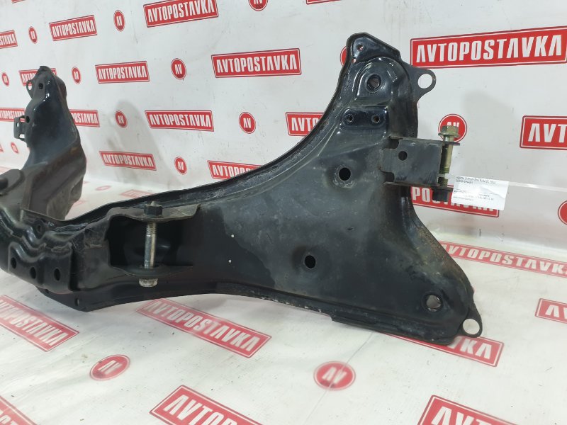 Подрамник поперечный, 2000 рублей, Красноярск