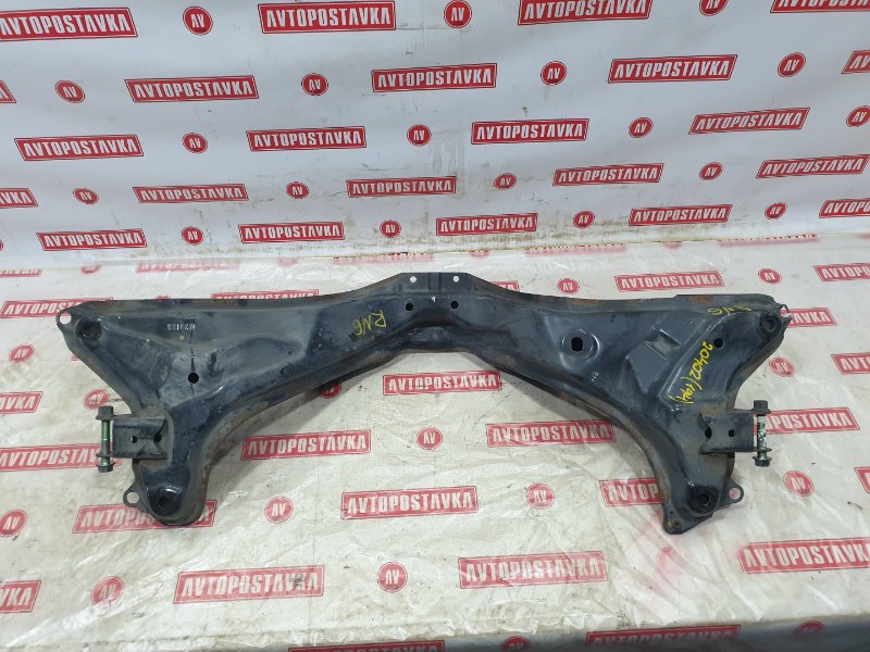 Подрамник поперечный, 2000 рублей, Красноярск