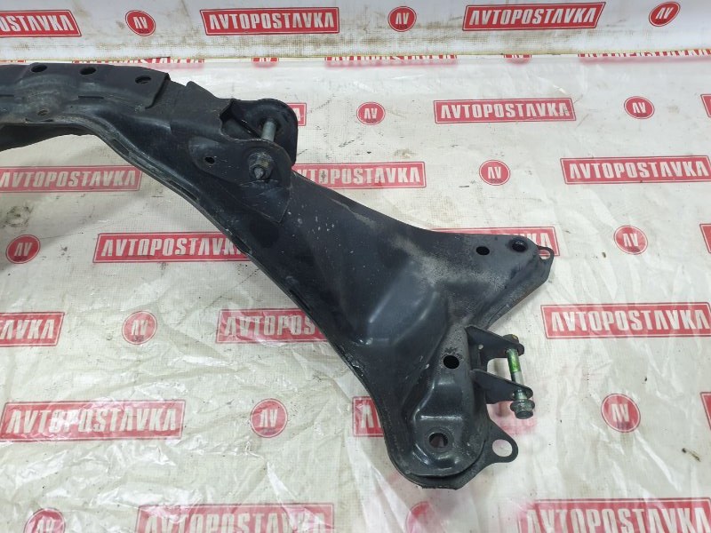 Подрамник поперечный, 2000 рублей, Красноярск