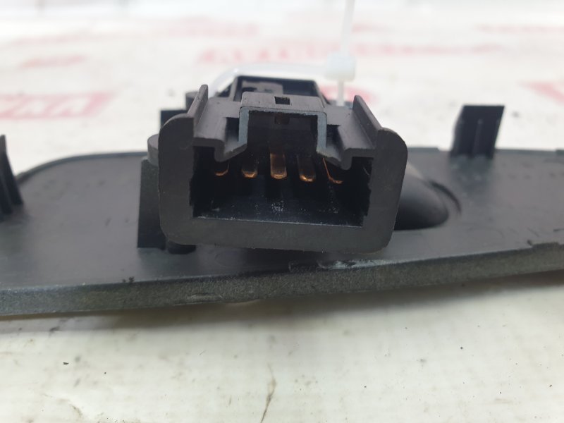 Блок управления стеклоподъемниками, 500 рублей, Красноярск