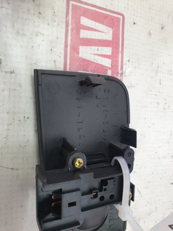 Блок управления стеклоподъемниками, 500 рублей, Красноярск