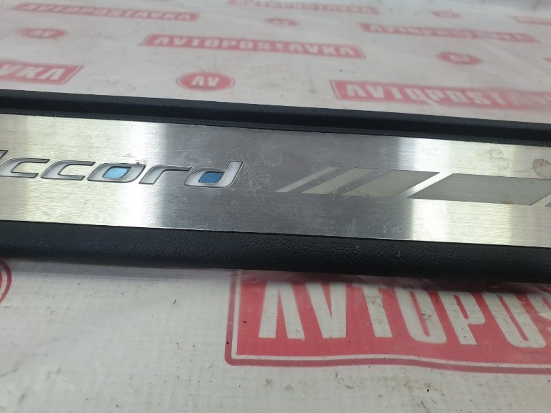 Накладка на порог салона, 5000 рублей, Красноярск