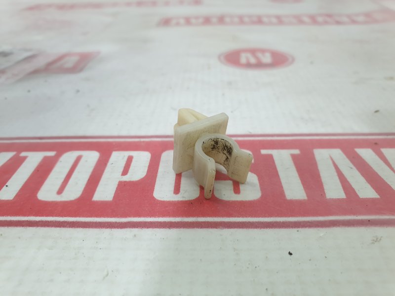 Фиксатор упора капота, 100 рублей, Красноярск