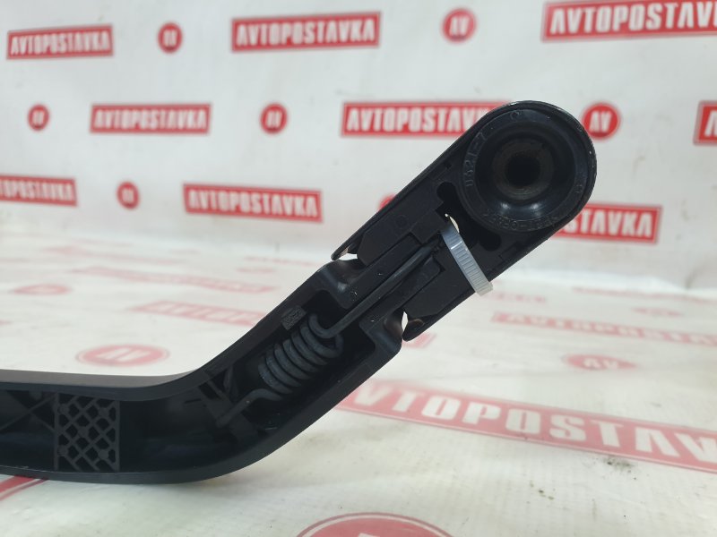 Дворник двери багажника, 1000 рублей, Красноярск