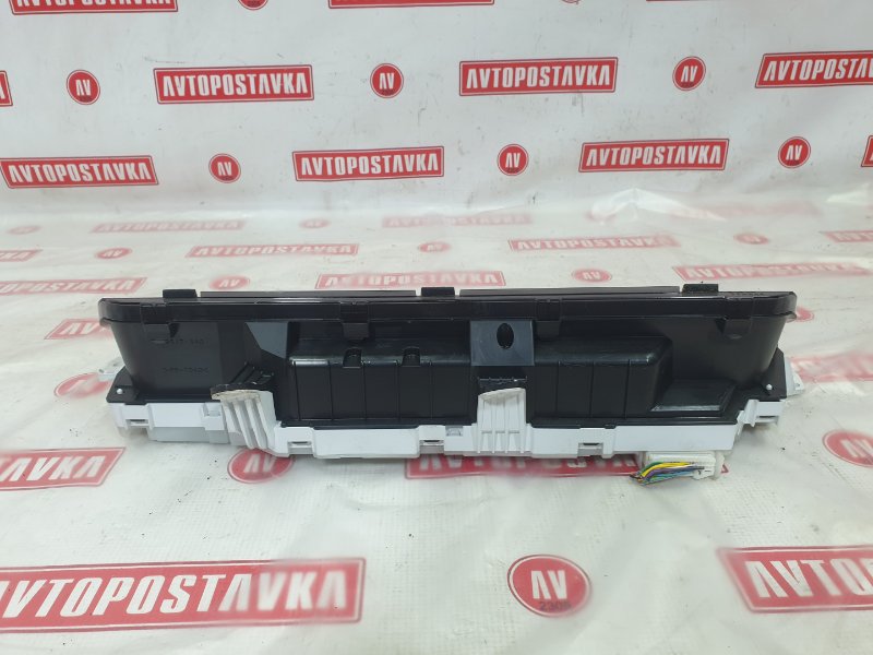 Панель приборов, 2000 рублей, Красноярск